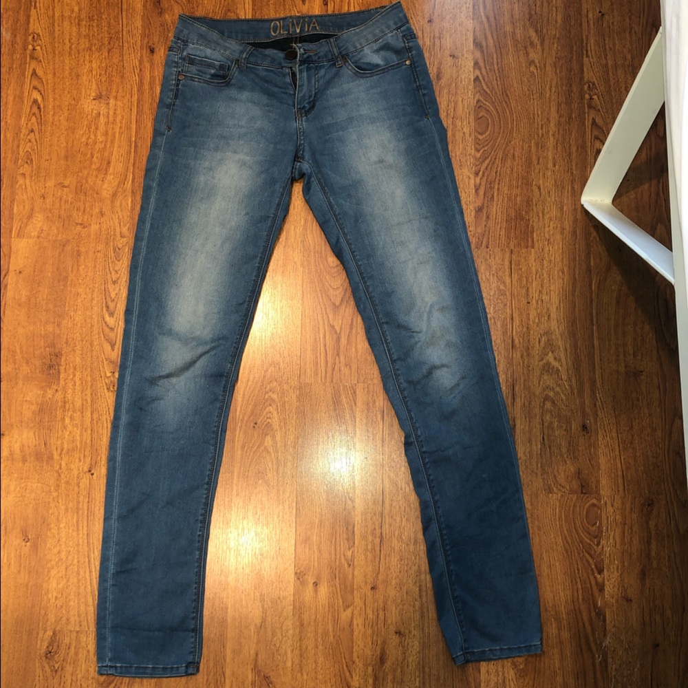 deLiA*s Olivia Straight Cut Blue Jean | Long Style | Size 9 | Stretchy